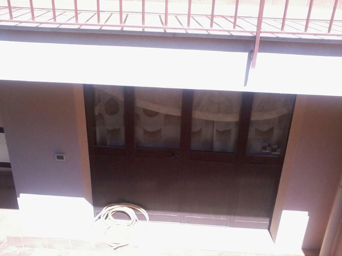 Sperone Hotel Mandra Capreria Exterior photo